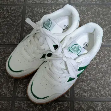 TRETORN 스니커즈