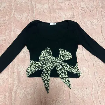 GYDA 레오파드 백리본 상의