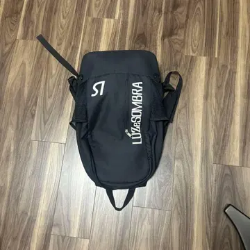 LUvasIMBRA 블랙 백팩