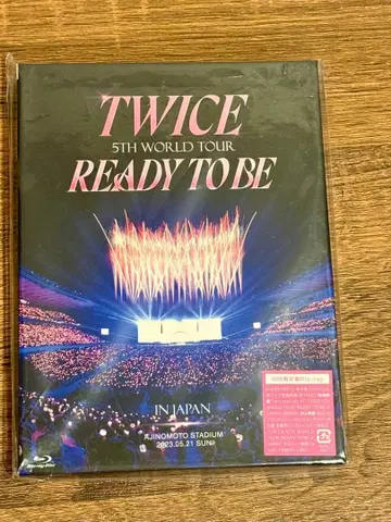 TWICE 5TH WORLD TOUR READY TO BE
