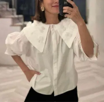 로지몬스터 fluffy tulle blouse