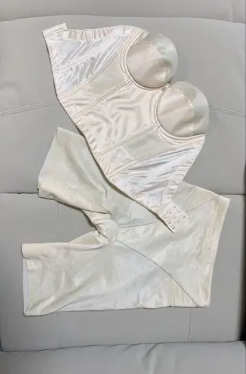 [FOUR SIS & Co. ] 브라이덜 이너 D70/64