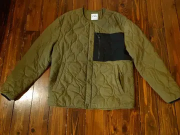ZARA 퀼팅 자켓 카키 M 사이즈