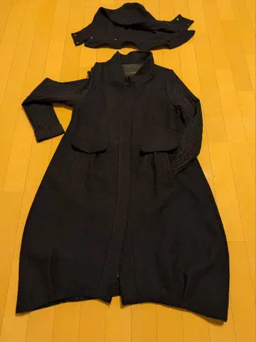 네이비 코트 후드 부착