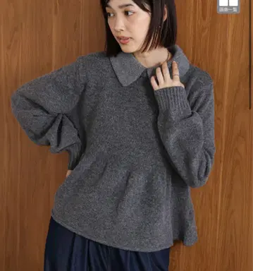2025 가을/겨울 새상품 부즈루드 카라 부착 페플럼 니트