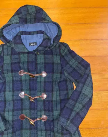 A.P.C. 후드 부착 더플 코트 체크 무늬 우크라이나 제조