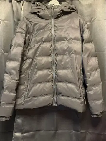 H&M 블랙 후드 부착 다운 자켓