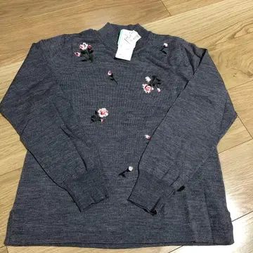 Grazie Lei 터틀넥 스웨터 M~L