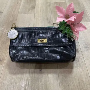 [ ADMJ ] 네이비 골드 엠보 숄더