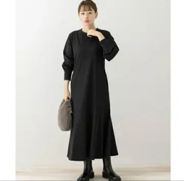 SONNY LABEL 머메이드 라인 컷 원피스 FREE