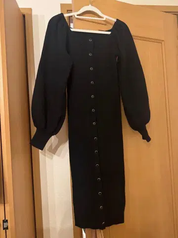 [ 새상품급 ] rienda 리엔다 롱 원피스 오프숄더 블랙 F 니트