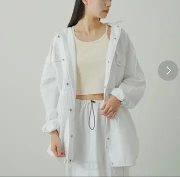 earthy 블루종 후드티 화이트