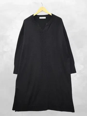 크리스찬 오자르 키넥 긴팔 니트 원피스