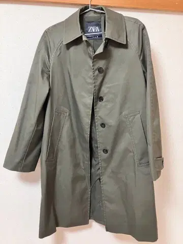 ZARA 올리브 그린 트렌치코트