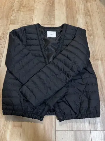 SLY 이너 다운 블랙 M 사이즈