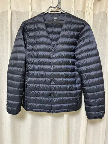 유니클로 노카라 다운 M 새상품급