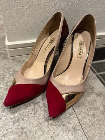 DIANA 스틸레토 하이힐