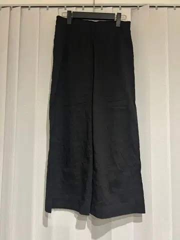 Theory luxe 블랙 가우초 팬츠 040