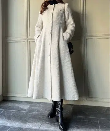 JUNOAH 트위드 롱 플레어 코트 새상품 미사용품 택 포함