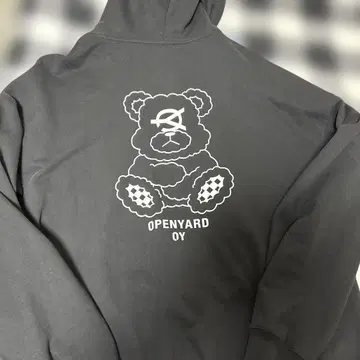 OY 곰 그래픽 지퍼 후드티