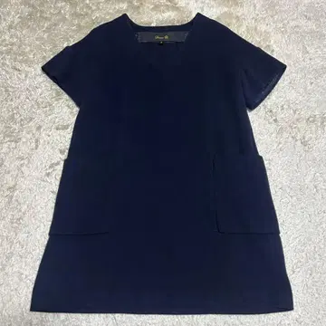 새상품급 드로어 울 튜닉 반팔 V넥 네이비 M 사이즈