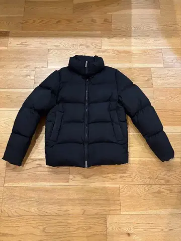 [ 3일간 한정 3000엔 할인 ] PYRENEX 블랙 다운 자켓