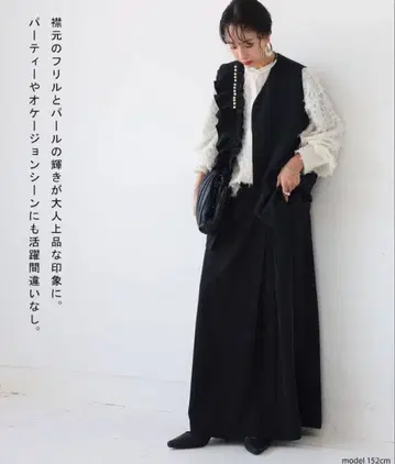 antiqua 프릴 펄 장식 베스트 블랙 새상품