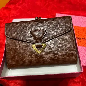 엘레강트한 브라운 접이식 지갑