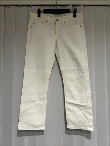 theory luxe 화이트 스트레이트 데님