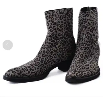 [ NO ID. ] 레오파드 백 지퍼 힐 부츠