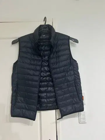 가을/겨울 UNIQLO 블랙 다운 베스트 XL