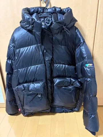 MANASTASH 블랙 다운 자켓 후드 부착 M 사이즈