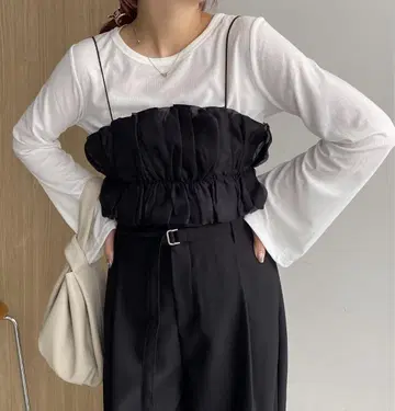 프릴 뷔스티에 롱T