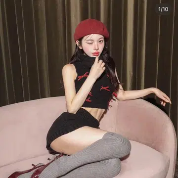 다리치 리본 디자인 니트탑