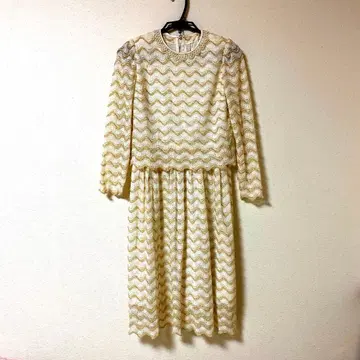 파티 드레스 물결 모양 레이스 긴팔 롱 원피스 화이트 골드 레이스