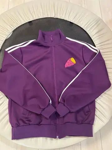 PUNYUS 감 저지 상의