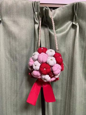 플라워볼 일본풍 시치고산 크레이프 원단 세공 빨흰핑크