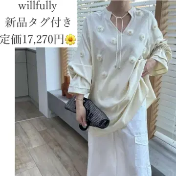 [택 포함 새상품] willfully 볼륨 슬리브 플라워 모티브 블라우스