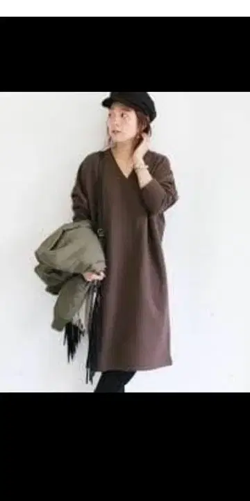 미사용 새상품 SonnyLabel 초콜릿 브라운 맨투맨 원피스