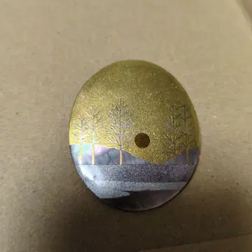 흑접패 근대 칠기 겨울 풍경 브로치