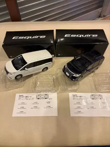 Esquire 미니카 2개 세트