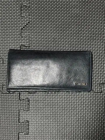 캘빈클라인 블랙 가죽 장지갑