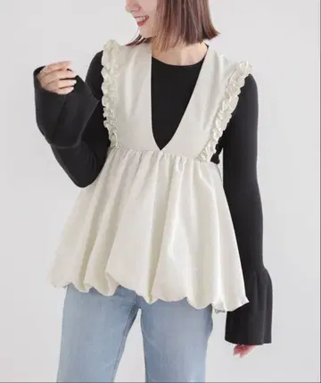 새상품 fitmore 핏모어 벌룬 프릴 베스트