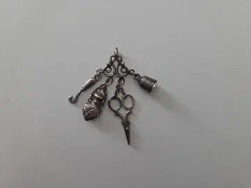 앤티크 재봉 참 펜던트 탑 레어 희귀