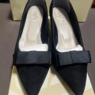 Unity 유니티 리본 펌프스 블랙 23.5