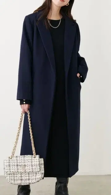 내추럴 꾸뛰르 네이비