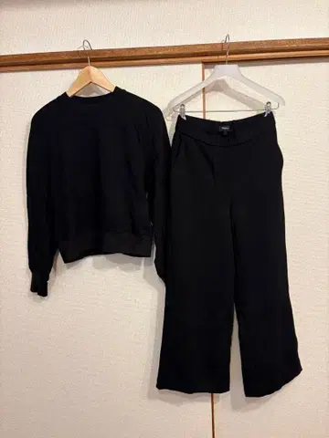 띠어리 맨투맨 셋업