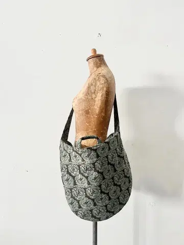 [ 미사용 ] mina perhonen flair 바디백 대