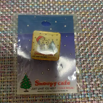 스누피 카페 핀 배지 크리스마스