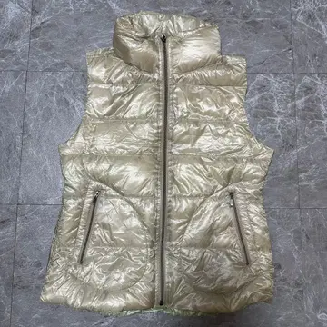 Merveilleux Vente 다운 베스트 후드 수납 L 사이즈 g10